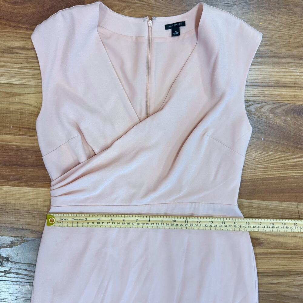 Ann Taylor Blush Pink Sleeveless Wrap Dress SZ 4 Capsule Midi Sheath Minimalist - Picture 9 of 10